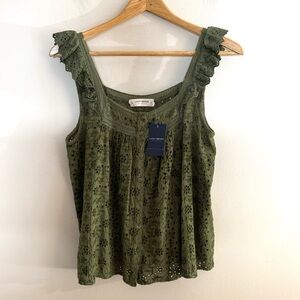NWT Lucky Brand Olive Green eyelet tank top ruffled straps Size Small